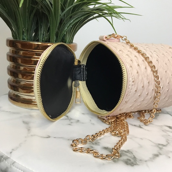 ‼️ Blush Ostrich Barrel Mini Purse Bag With Strap - Picture 5 of 8